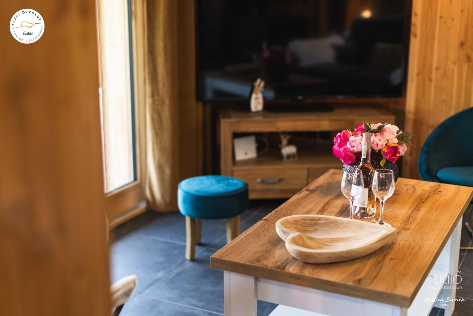Appartement Lumineux Neuf Dans Bas De Chalet Le Douglas La Joue du Loup Dış mekan fotoğraf