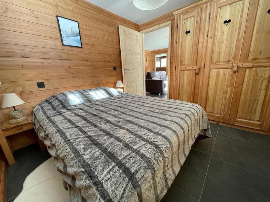 Appartement Lumineux Neuf Dans Bas De Chalet Le Douglas La Joue du Loup Dış mekan fotoğraf